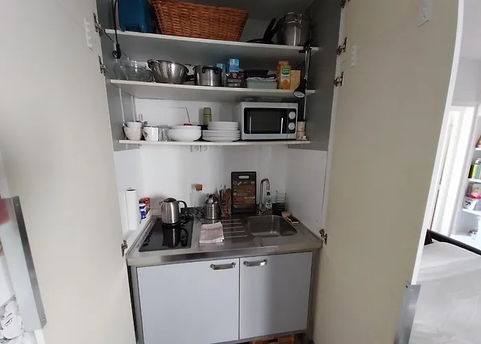 For 2 - Near Louvre Museum * Paris