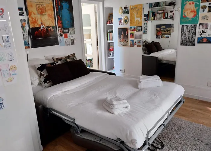 For 2 - Near Louvre Museum Paris